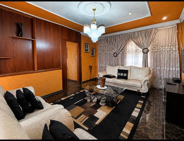 3 BEDROOM HOUSE FOR SALE IN UNITAS PARK